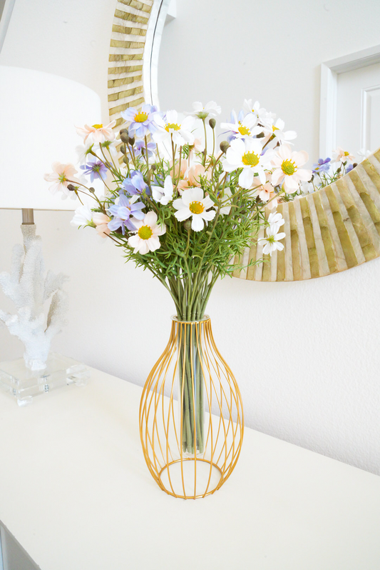 Daisy Artificial Flowers | Artificial Flowers Arrangement In The Gold Vase