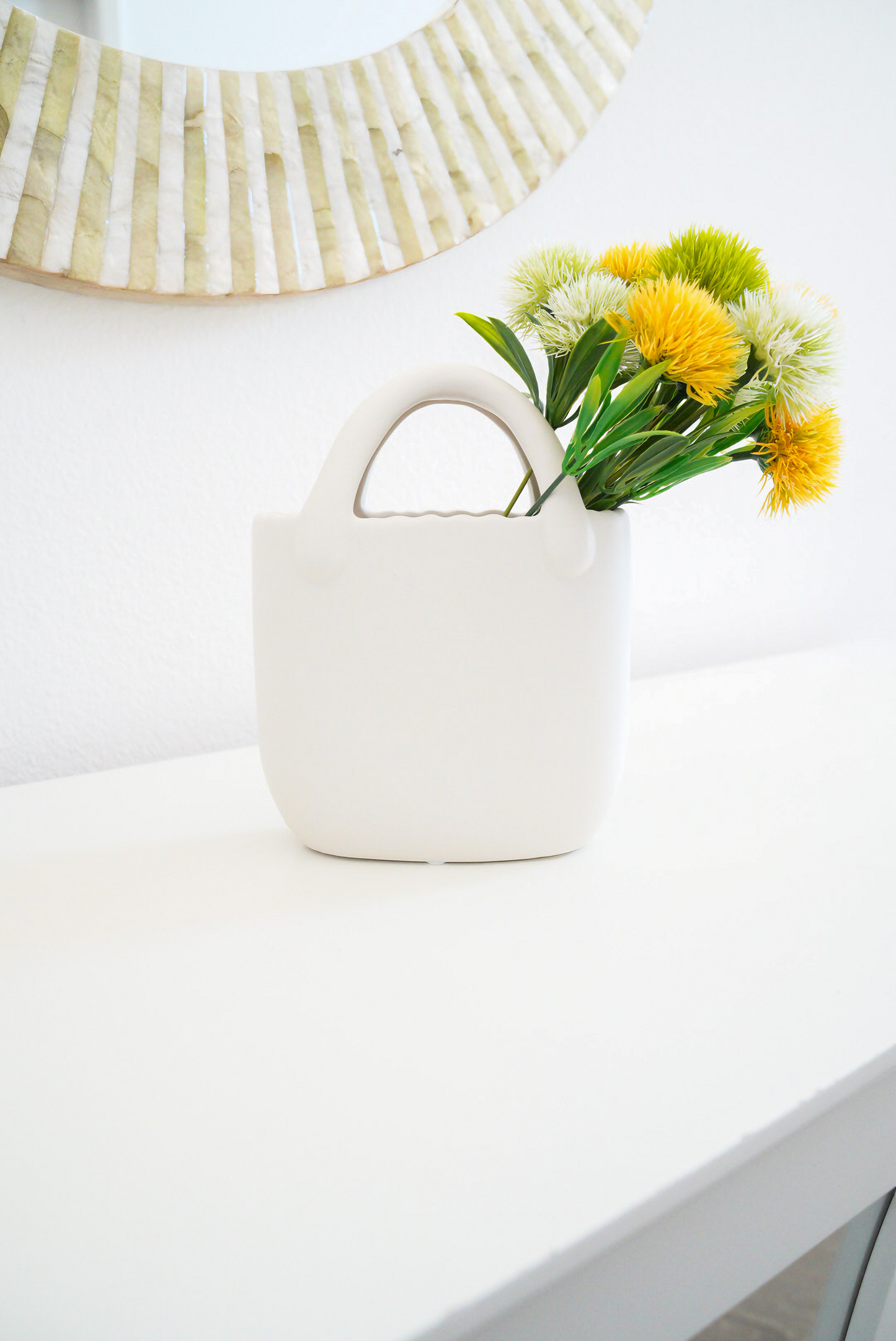 Vase "Handbag" with 12 Artificial Dandelions | Artificial Flowers Arrangement